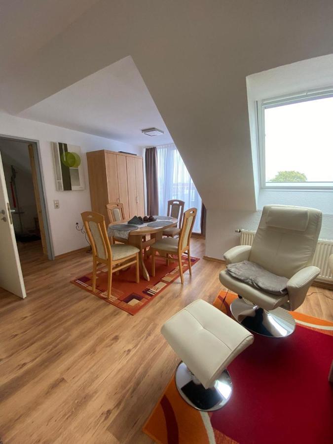 Dachgeschoss Apartment Mit Ausblick Halle  Exterior photo