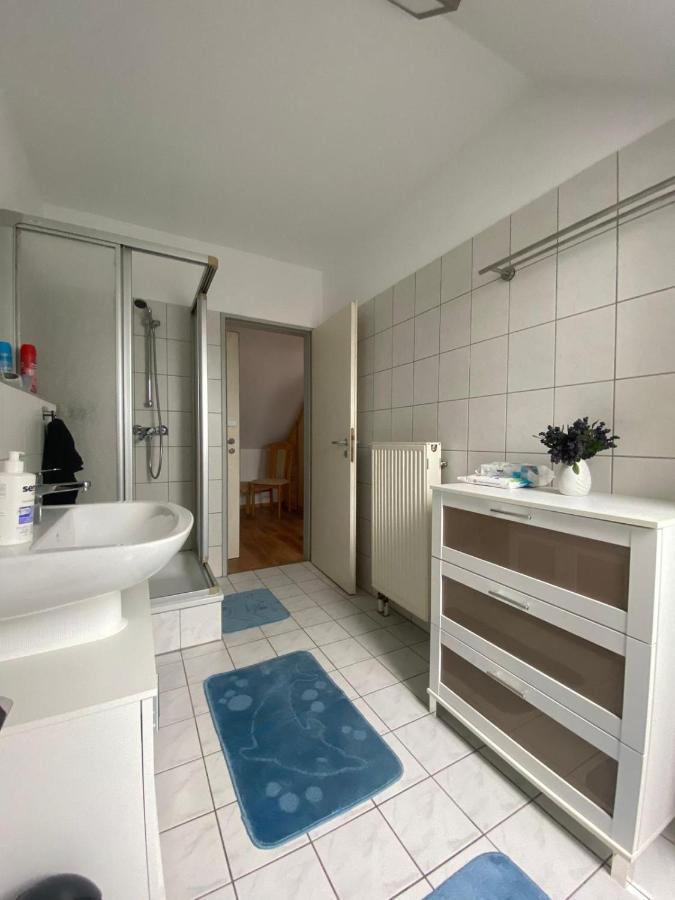 Dachgeschoss Apartment Mit Ausblick Halle  Exterior photo